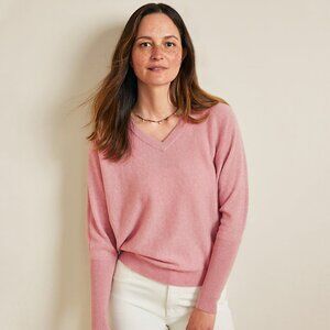 Essential Cashmere Dolman Batwing Sleeve V-neck Pullover Sweater in Rose Pink